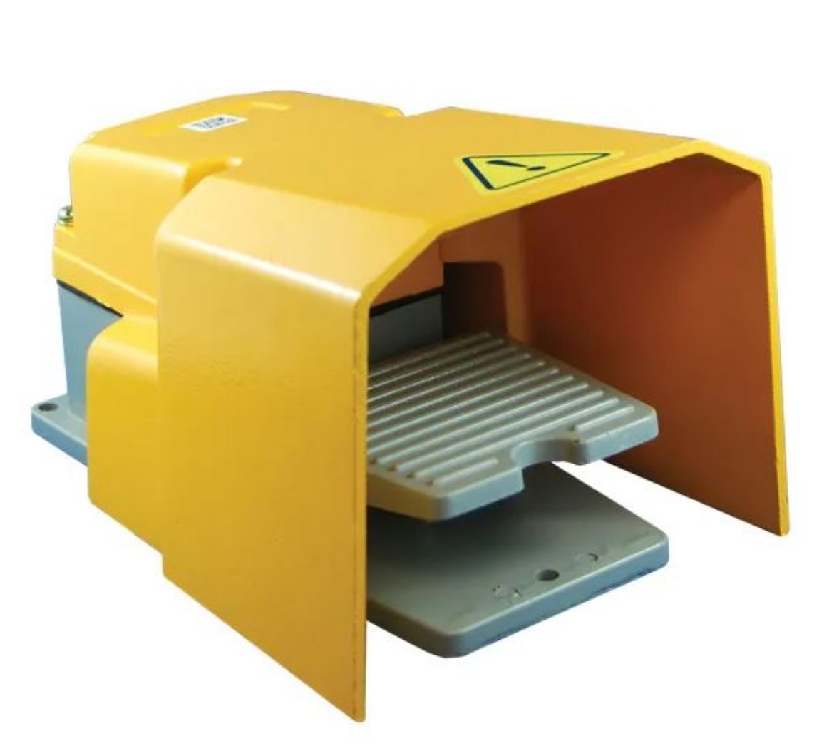Picture of FOOT SWITCH, YELLOW, 1 PEDAL, ALUMINIUM BODY & GUARD, IP54, SINGLE PHASE (TO SUIT ITM BENCH GRINDERS)