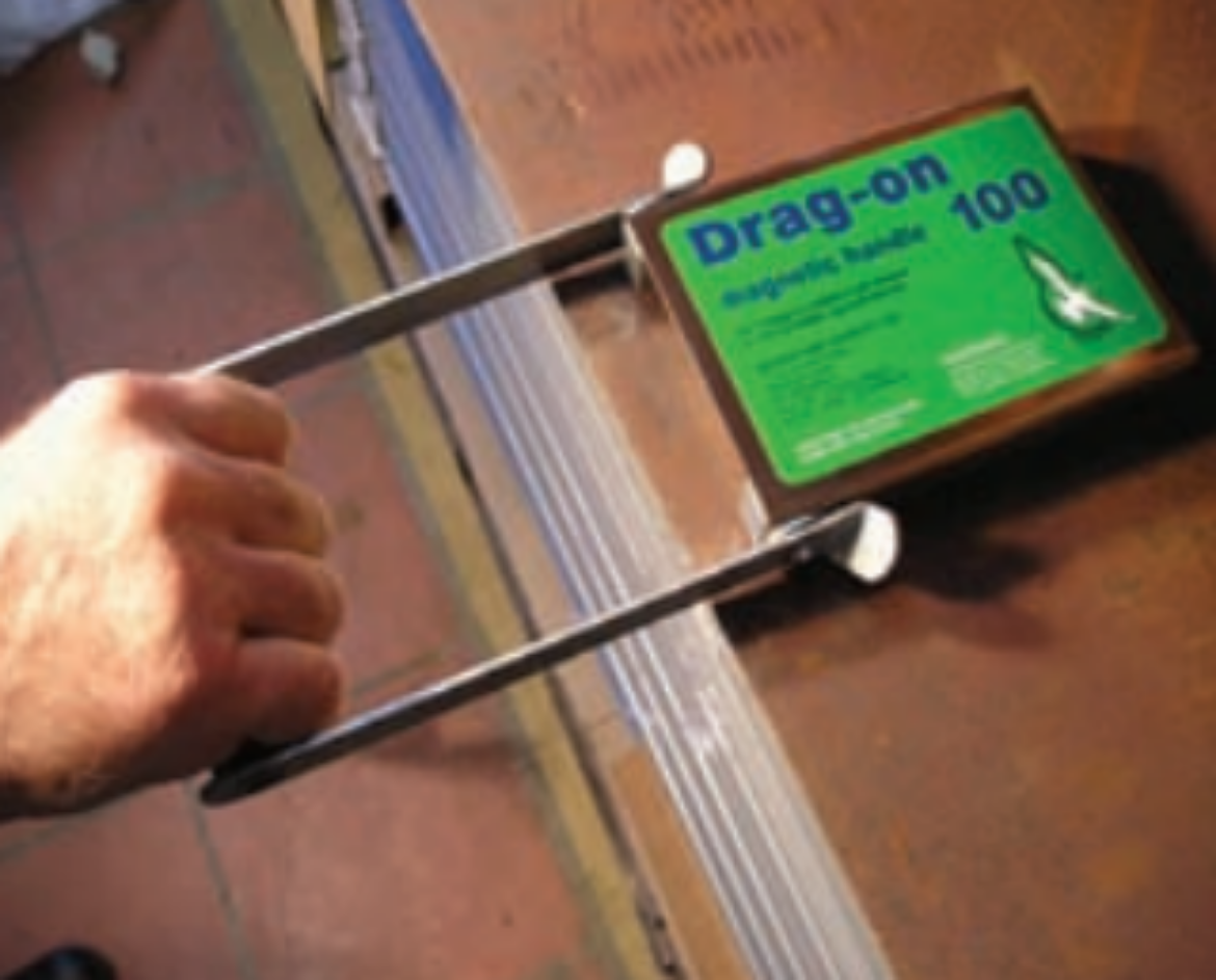 Picture of DRAG ON 100 MAGNETIC HANDLE (End of Line)