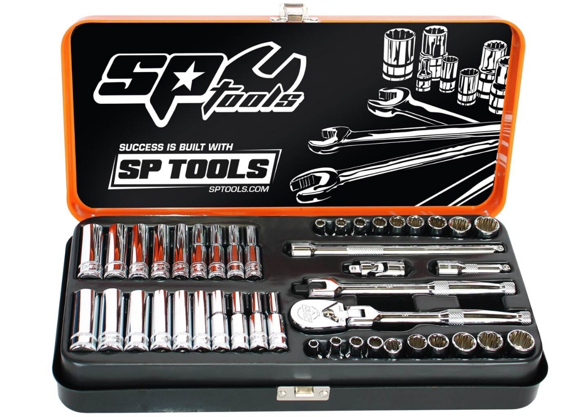 Picture of SOCKET SET 1/4DR 12 AND 6PT 43PC METRIC/SAE