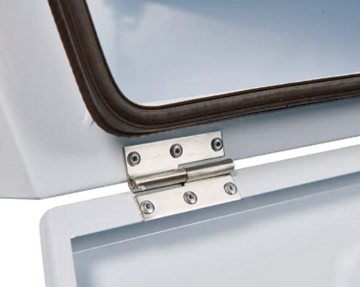 Picture of PARAMOUNT TAPERED UNDER TRAY STEEL TOOLBOX - LEFT OF WHEEL - WHITE (750L X 260W X 405H) - T HANDLE*